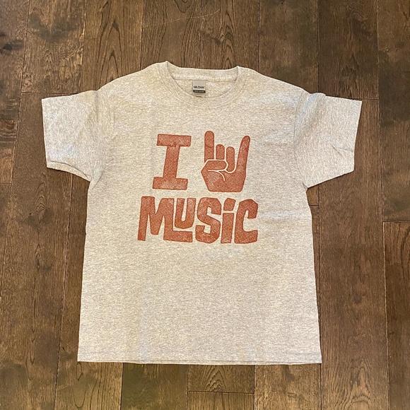 Youth Graphic Tee, M, Gray w Brown lettering, NWOT - Picture 1 of 4